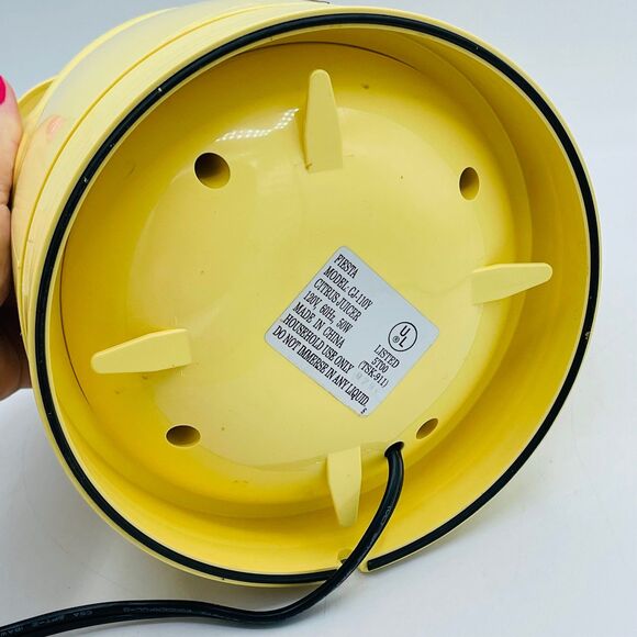 Vintage Fiesta Electric Citrus Juicer Juicing Pitcher Yellow - Picture 7 of 8